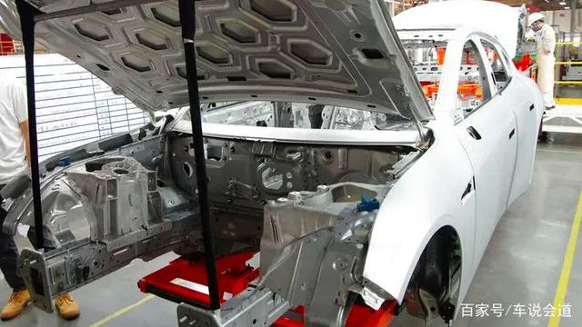 小鹏订购1.2万吨大型压铸机，技术升级能否助其超越特斯拉？